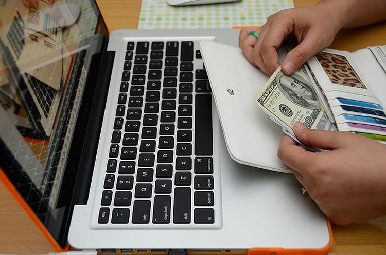 Fast Start Guide: The Basics of Blogging For Money